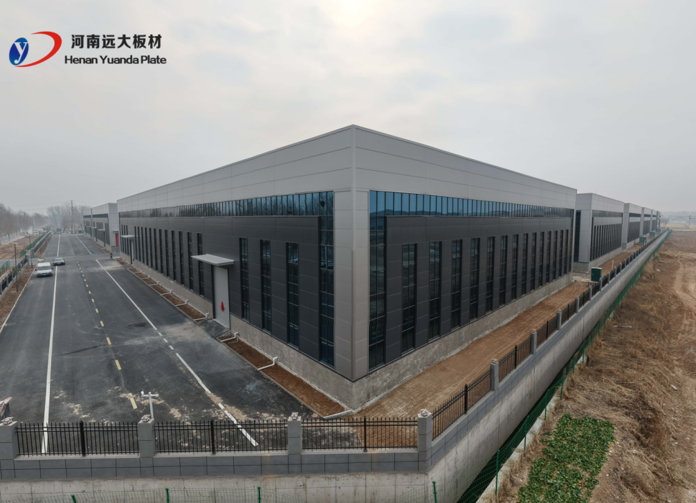 聚氨酯夾芯板:高效節能,防火防水,為建筑護航(圖2) 聚氨酯夾芯板:高效節能,防火防水,為建筑護航(圖2)